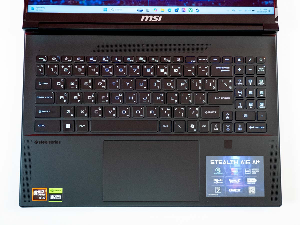 MSI Stealth A16 AI+