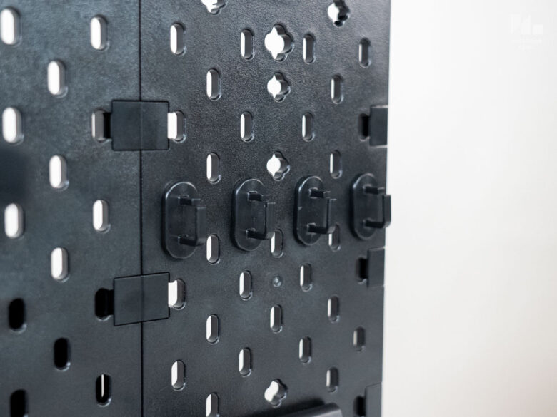 Thermaltake Gaming Desk Pegboard 26