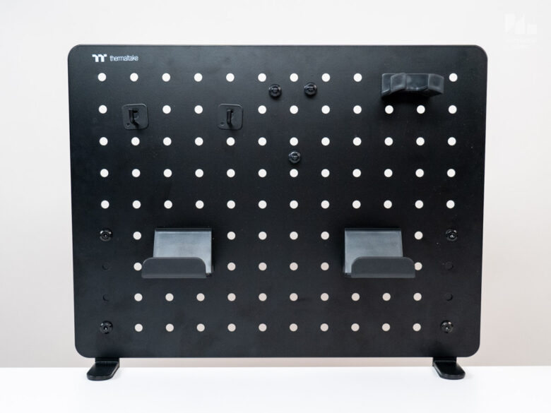 Thermaltake Gaming Desk Pegboard 42