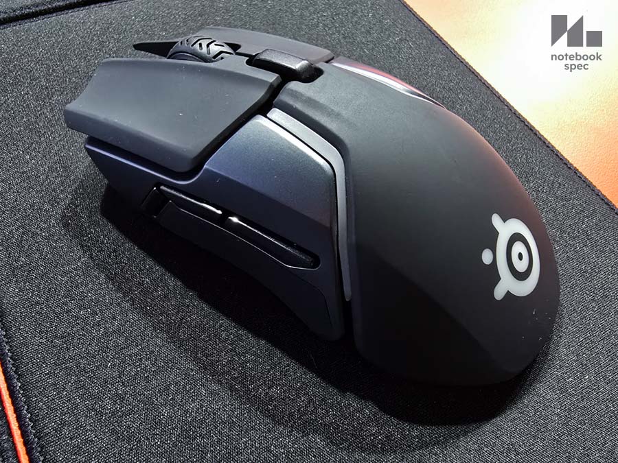 เมาส์เล่นเกมในงาน TGS