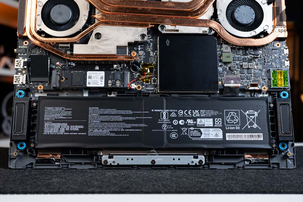 MSI Vector A16 HX 15