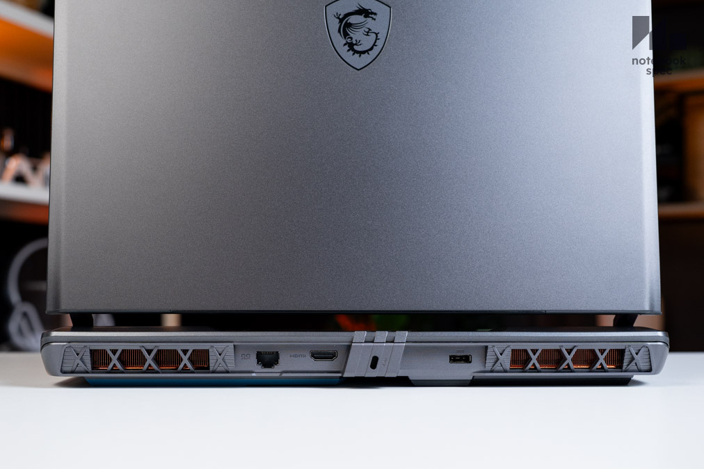 MSI Vector A16 HX 35