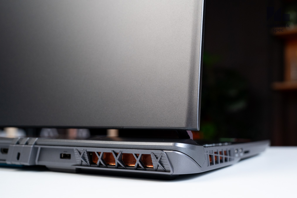 MSI Vector A16 HX 37