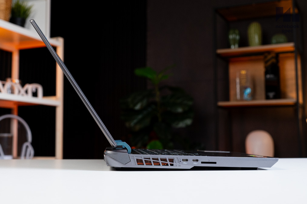 MSI Vector A16 HX A8W