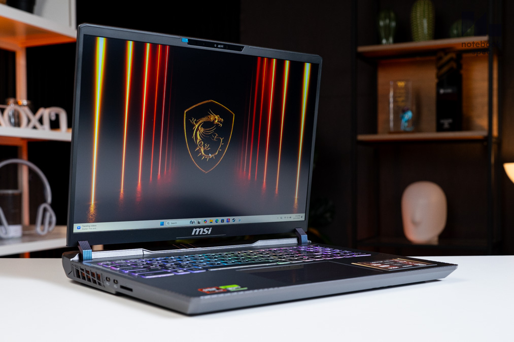 MSI Vector A16 HX A8W