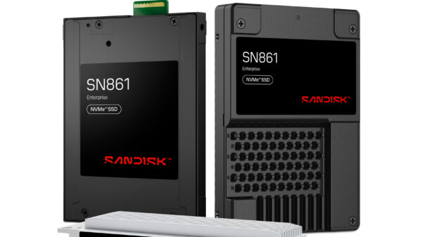 SNDK SN861 NVMe SSD Family 1680x1680 Front Right LR