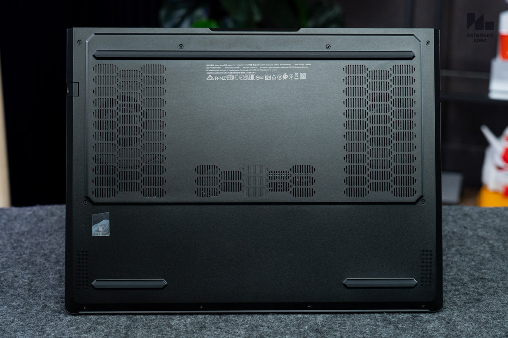 Lenovo Legion Pro 7 16IAX10H