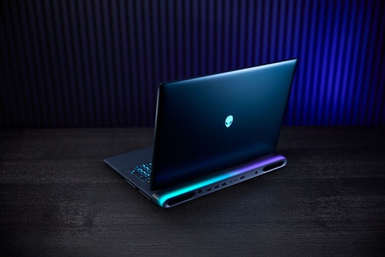 Alienware 18 Area 51 Laptop 23