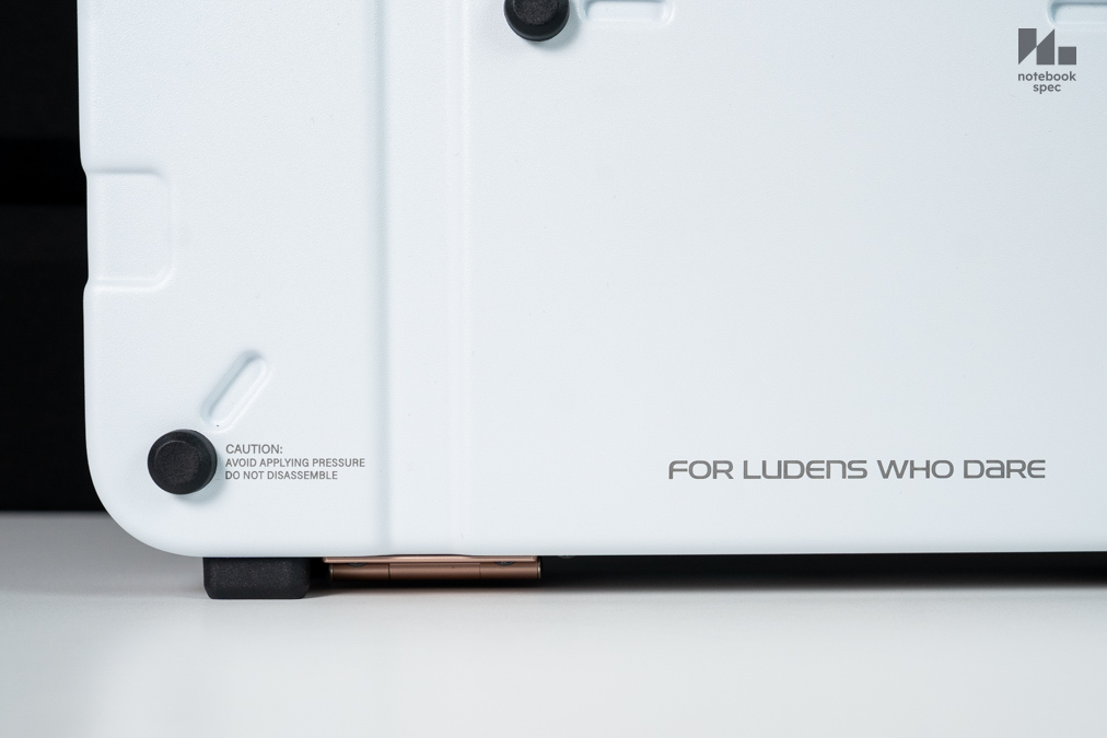 ROG Flow Z13 Kojima 45