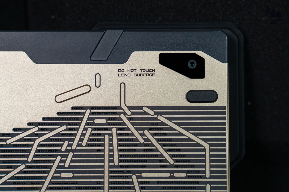 ROG Flow Z13 Kojima 76