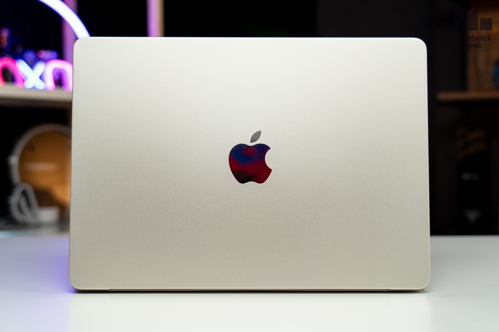 MacBook Air M4