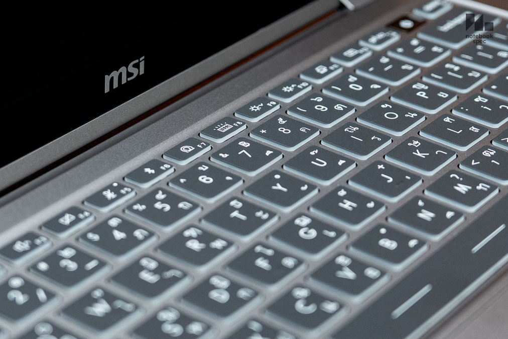 MSI Prestige 14 Flip AI Plus 24