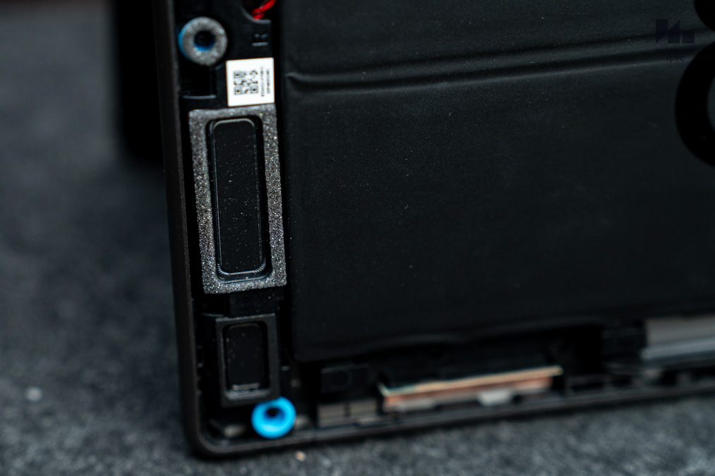 MSI Prestige 14 Flip AI Plus 61