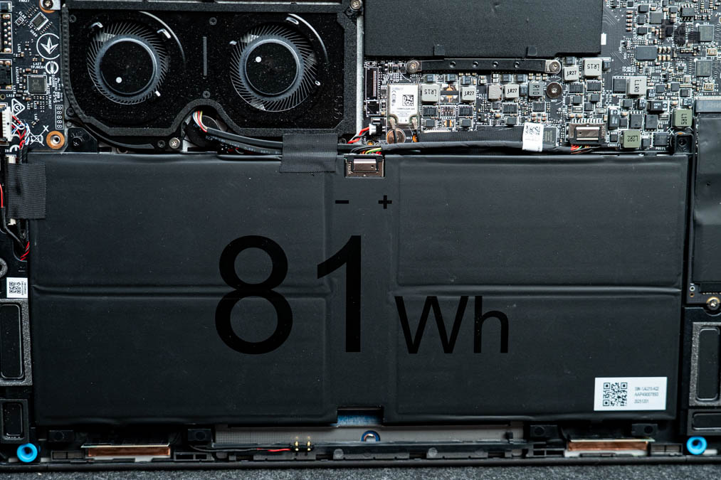 MSI Prestige 14 Flip AI+ D3M