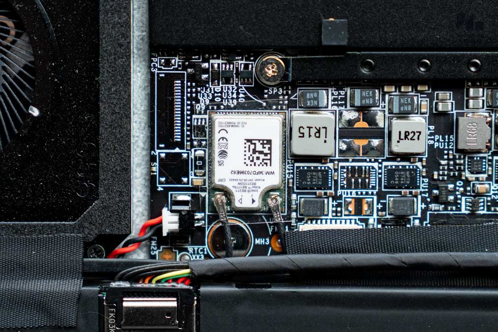 MSI Prestige 14 Flip AI+ D3M