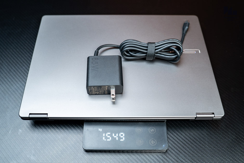 MSI Prestige 14 Flip AI Plus 67