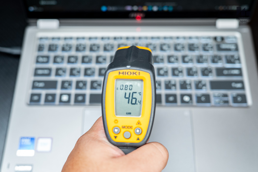 MSI Prestige 14 Flip AI Plus 75