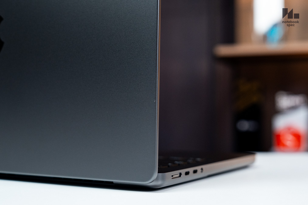 MacBook Pro M5 Pro 79