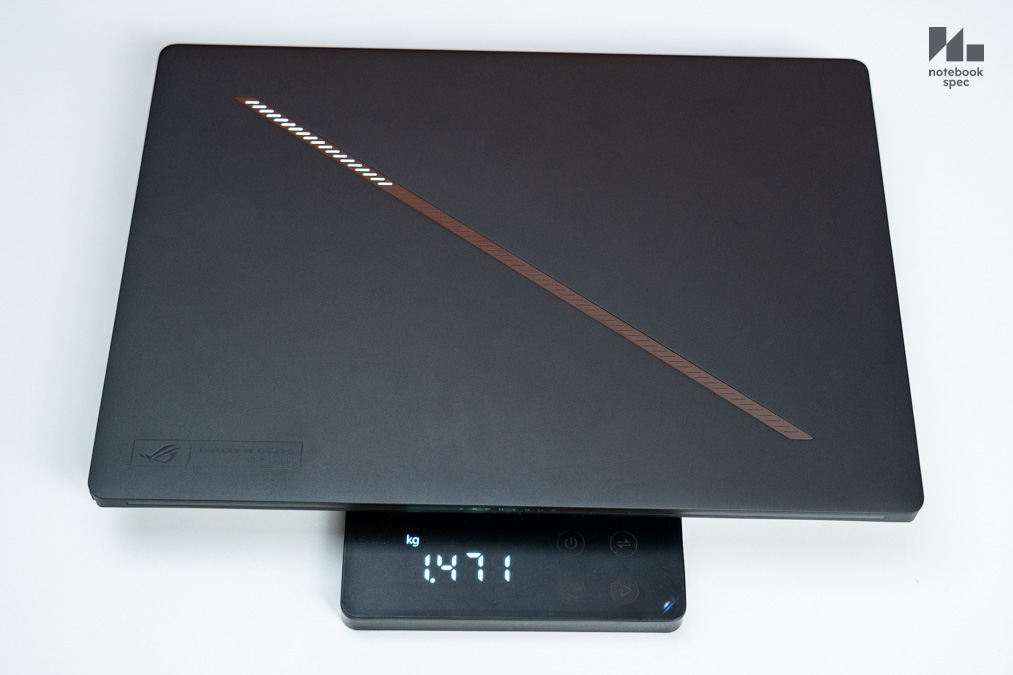ASUS ROG Zephyrus G14 GA403GM