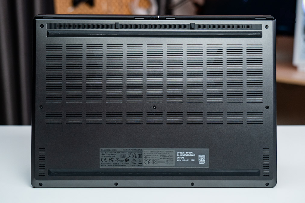 ASUS ROG Zephyrus G14 GA403GM