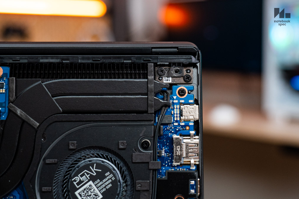 Zephyrus G14 Ryzen 400 Series 71