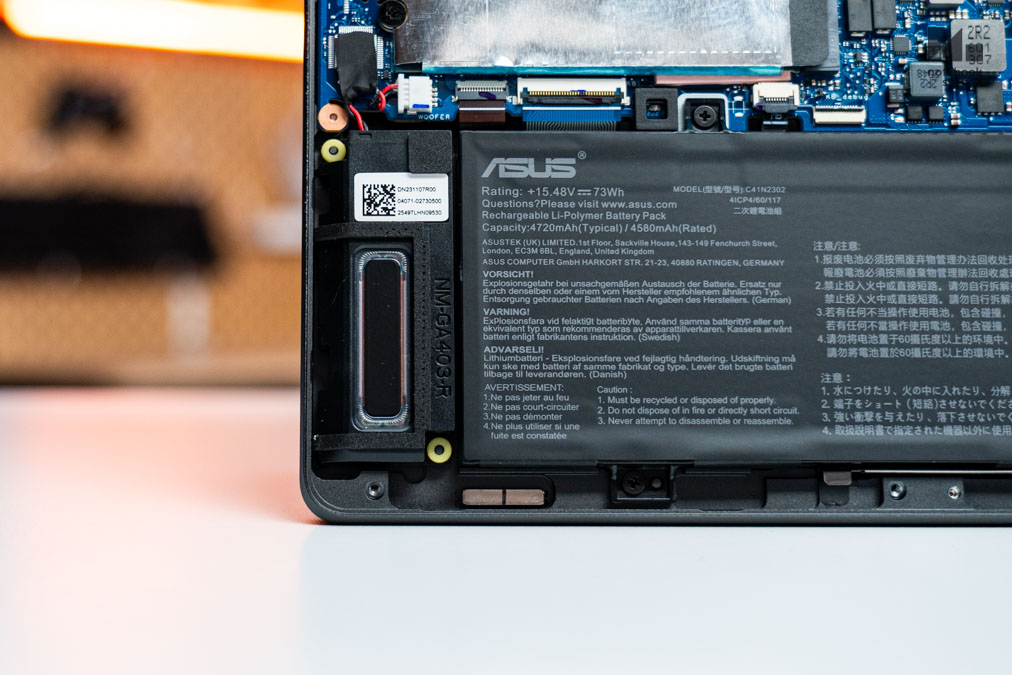 Zephyrus G14 Ryzen 400 Series 72