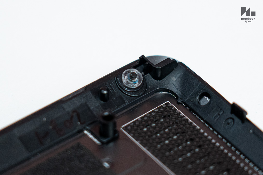 Zephyrus G14 Ryzen 400 Series 77