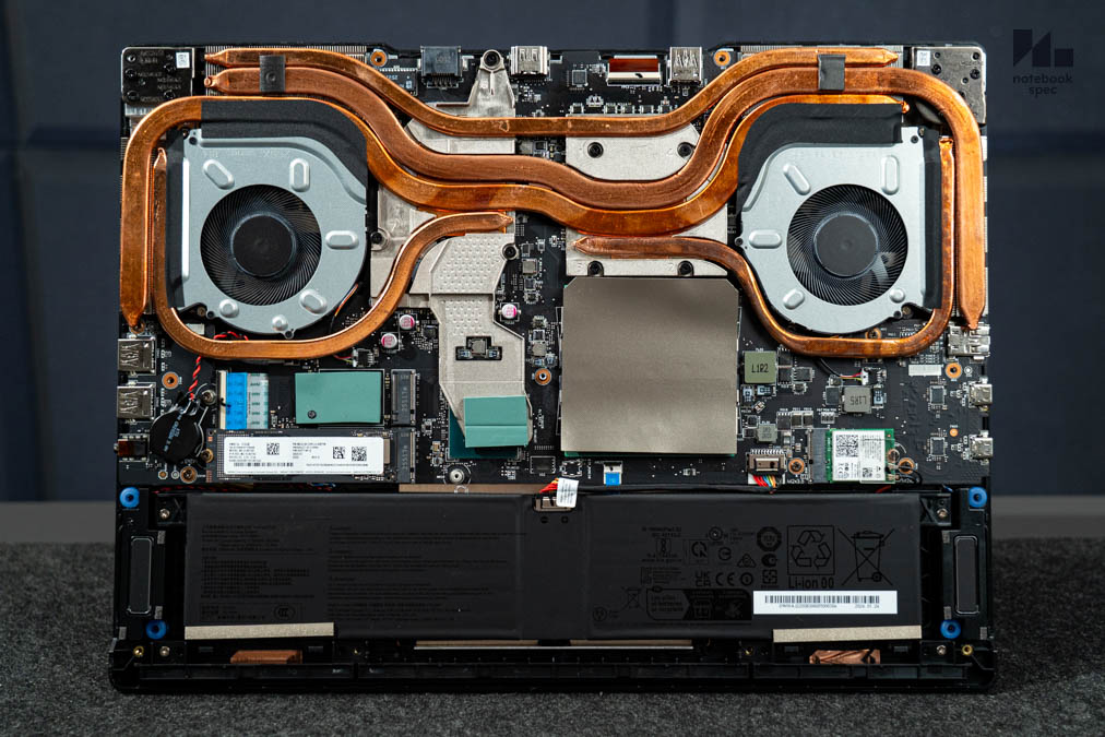 MSI Crosshair 16 HX E14W