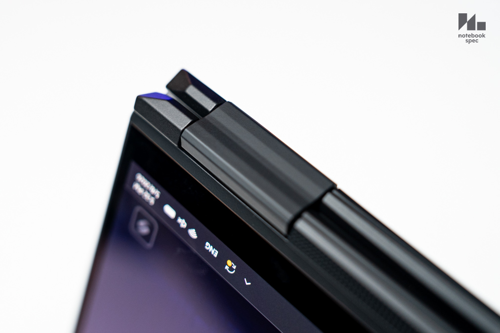 ROG Zephyrus DUO 21