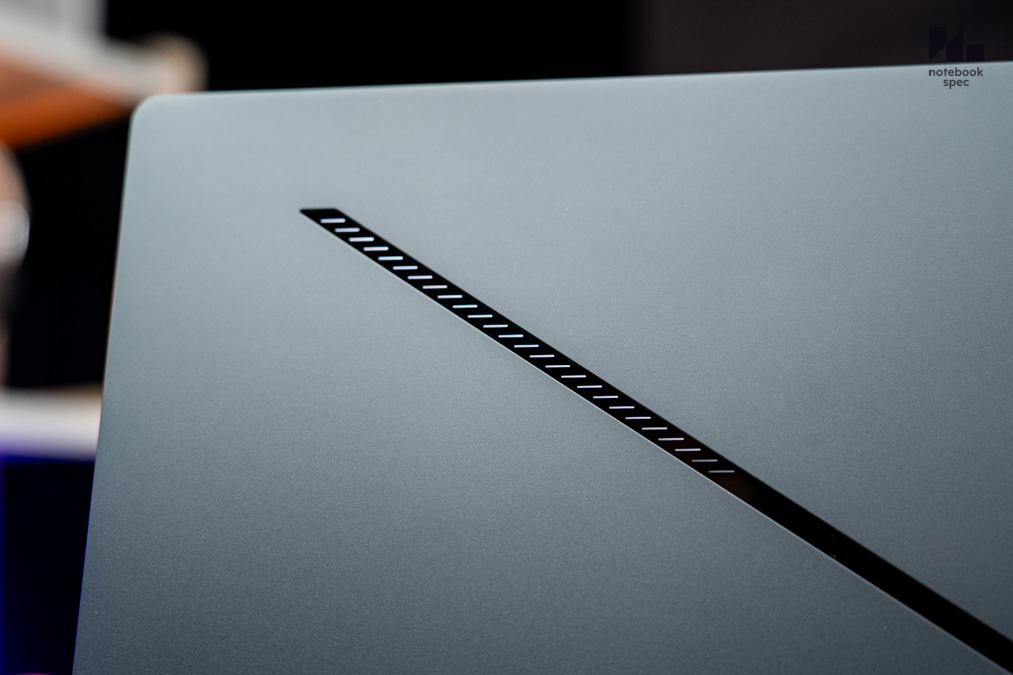 ROG Zephyrus DUO 3
