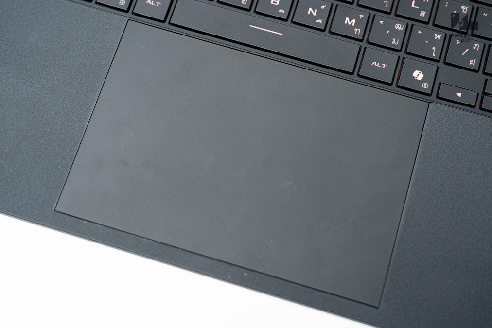 ROG Zephyrus DUO 49
