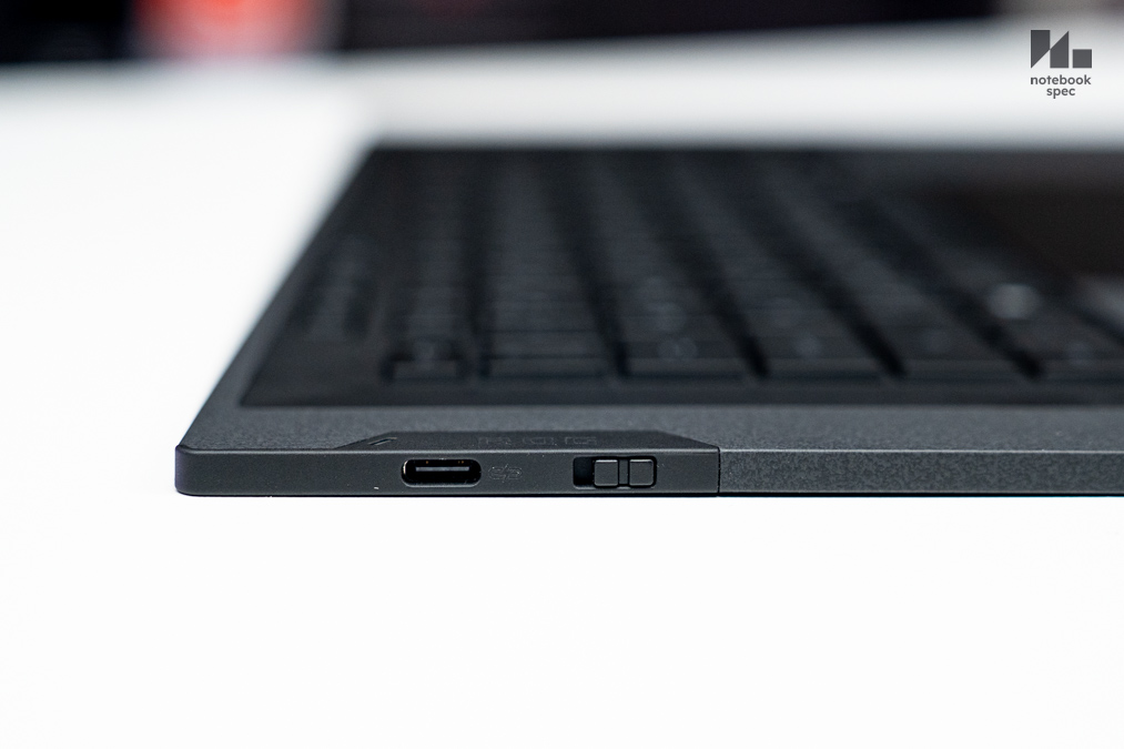 ROG Zephyrus DUO 52