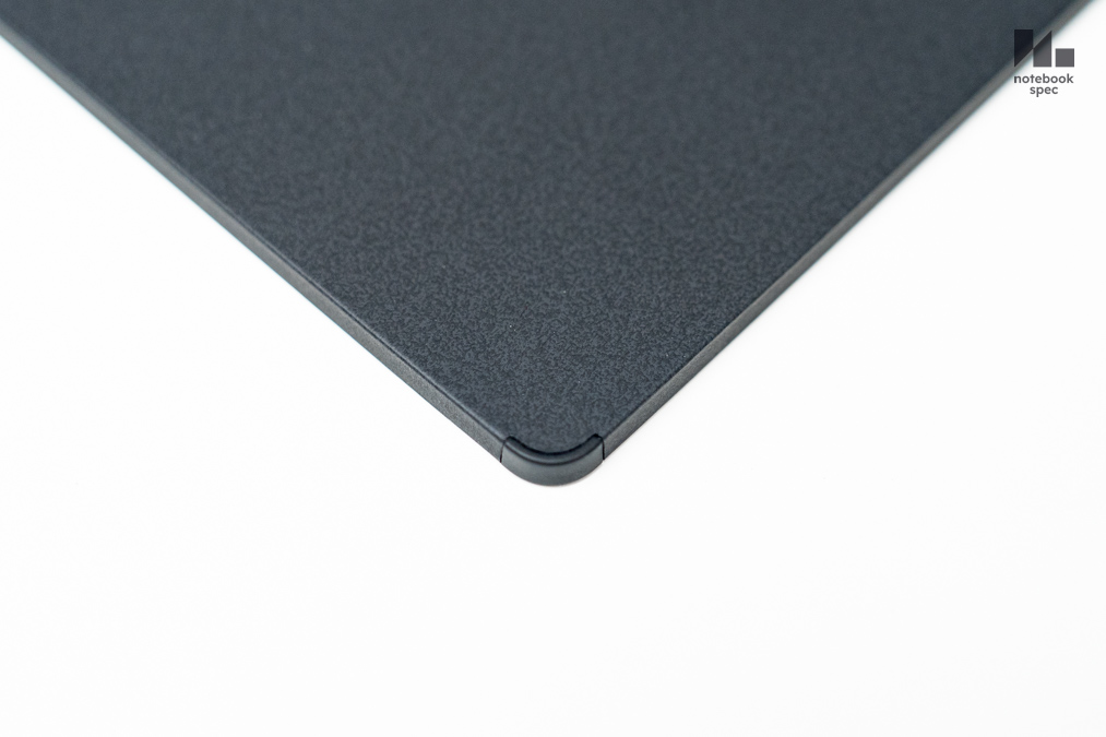 ROG Zephyrus DUO 53