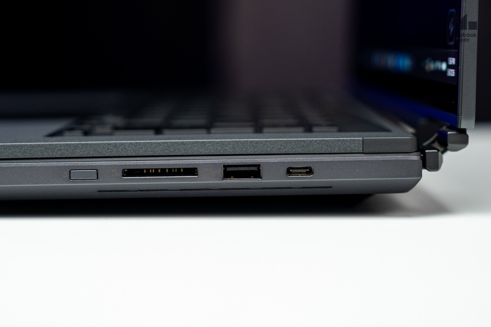 ROG Zephyrus DUO 63