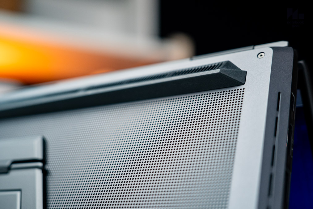 ROG Zephyrus DUO 72