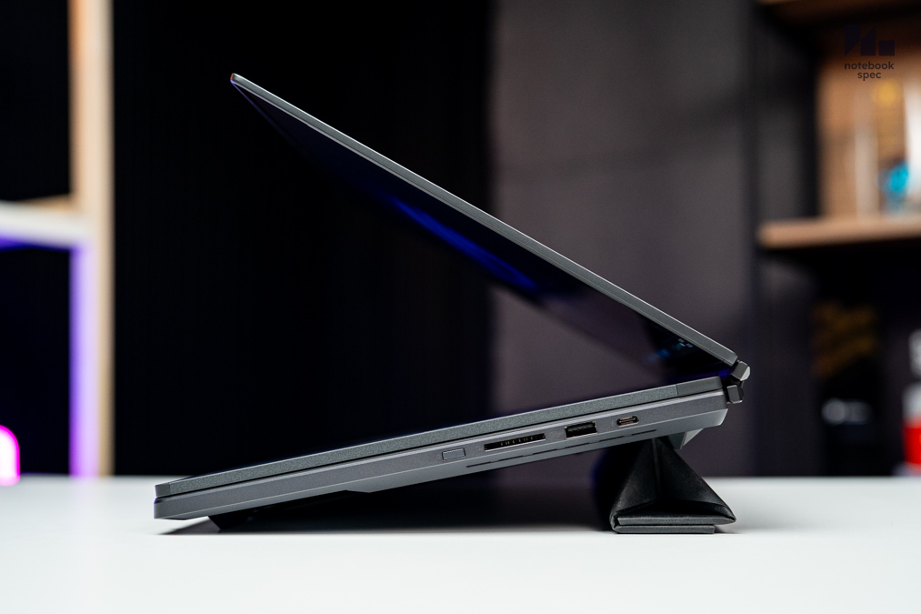 ROG Zephyrus DUO 74