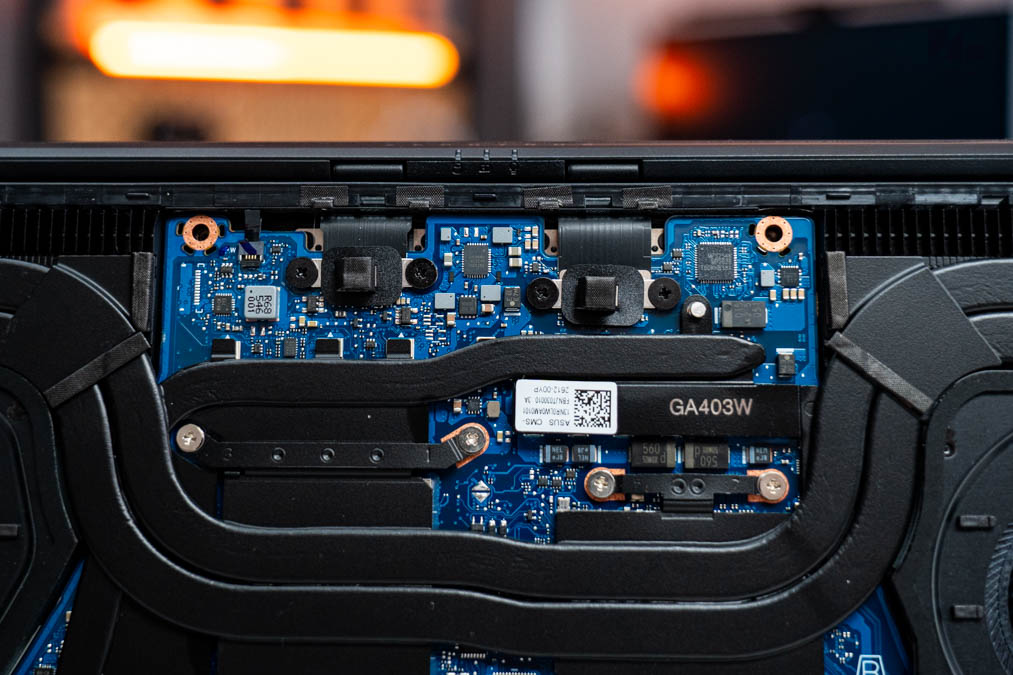 Zephyrus G14 Ryzen 400 Series 70