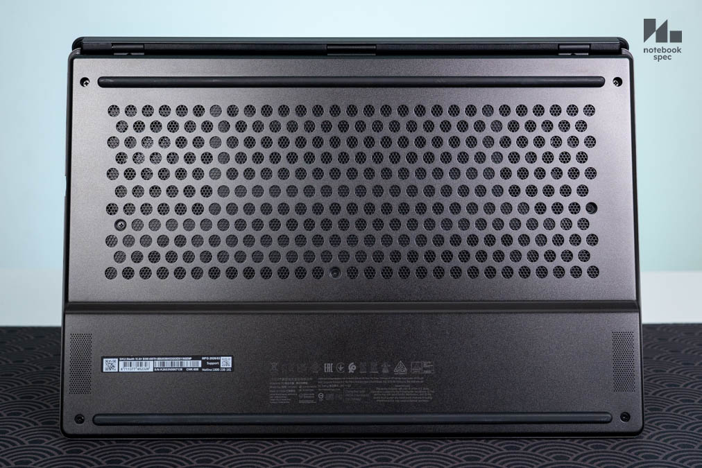 MSI Stealth 16 AI+ B3WI