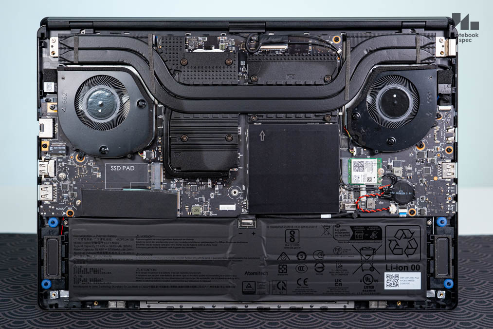 MSI Stealth 16 AI+ B3WI