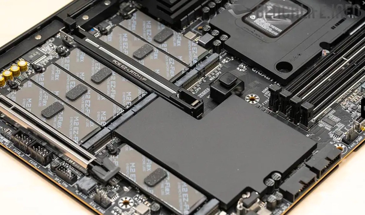 Intel Z990