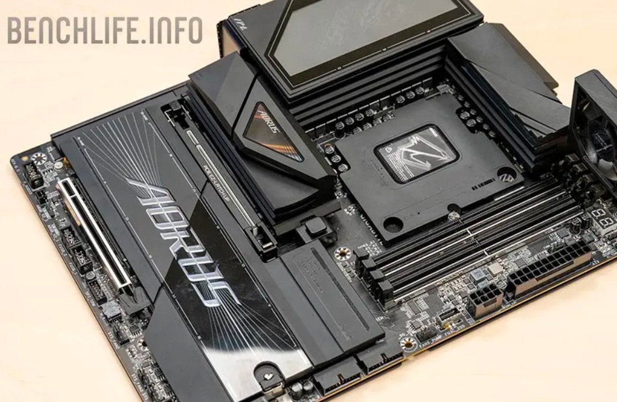 Intel Z990