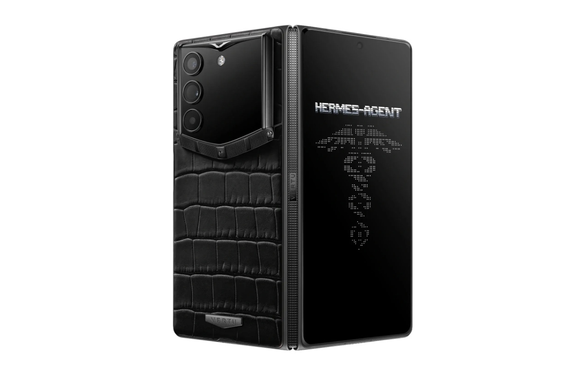 Vertu ALPHAFOLD ทวงบัลลังก์มือถือสุดพรีเมียมรุ่นใหม่พับจอได้ มี AI หรูหราเต็มพิกัด
