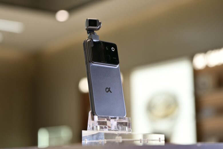 HONOR Robot Phone