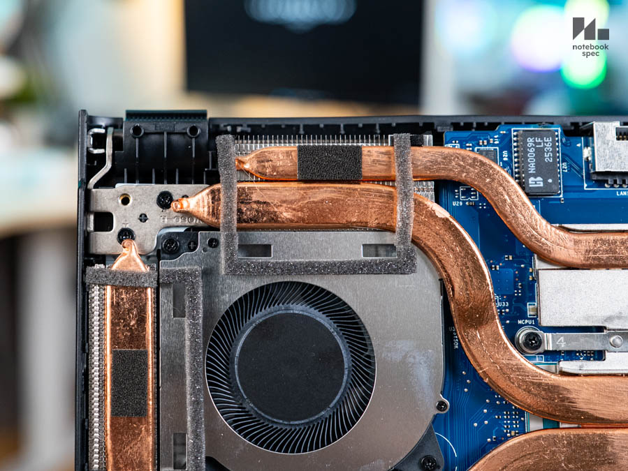MSI Cyborg 15 Max 70 1