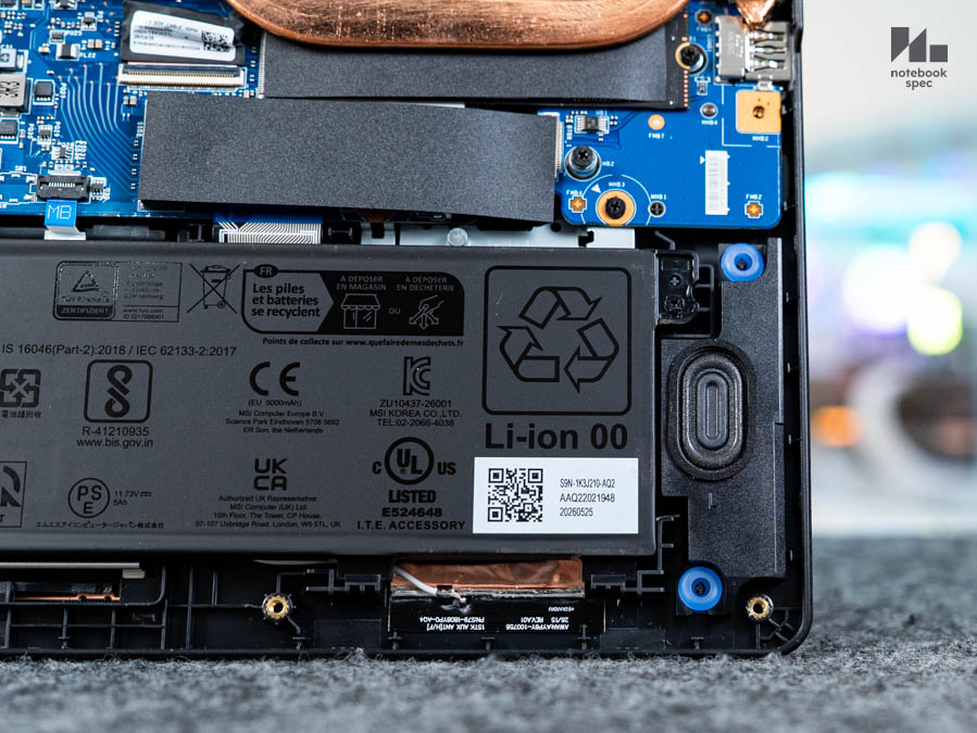 MSI Cyborg 15 Max 79 1