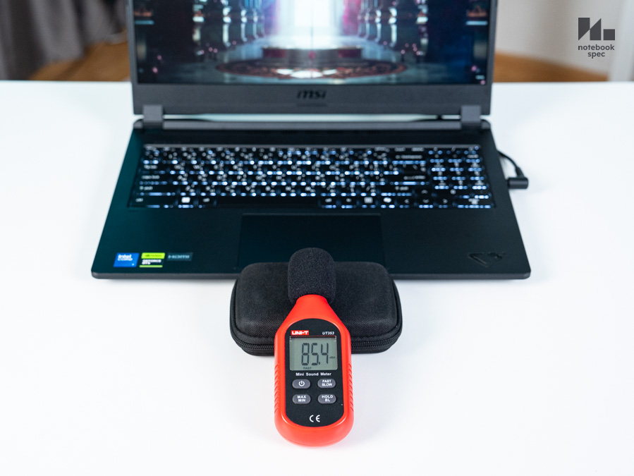 MSI Cyborg 15 Max C2W