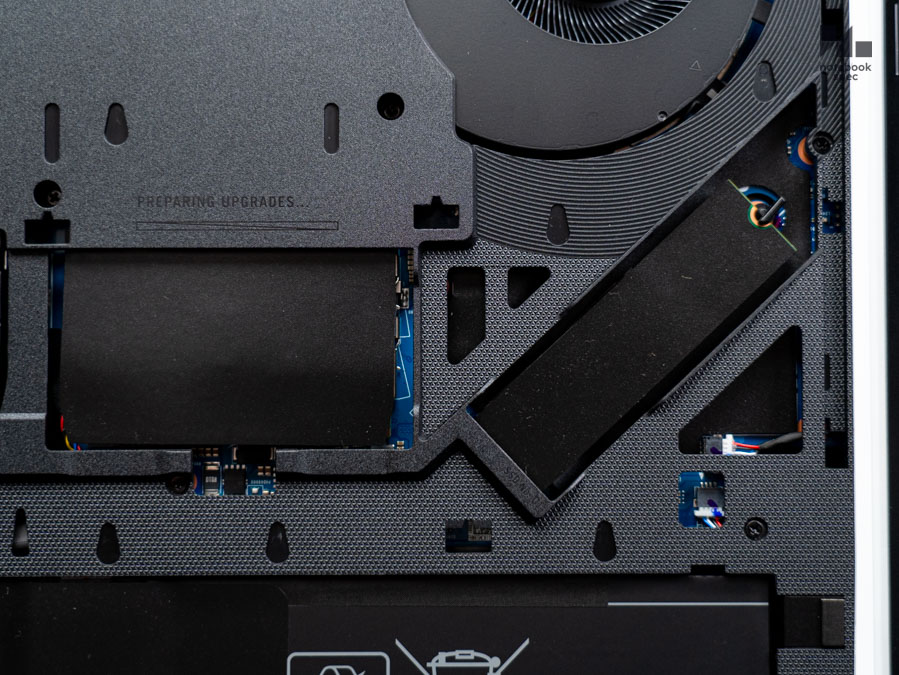 ROG Strix Scar 18 G835LXG 84