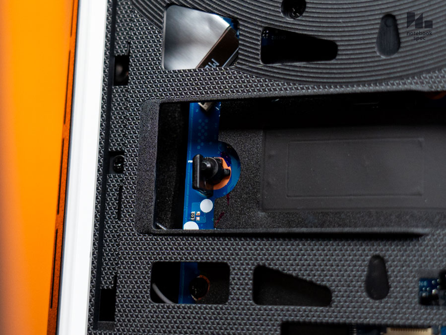 ROG Strix Scar 18 G835LXG 90