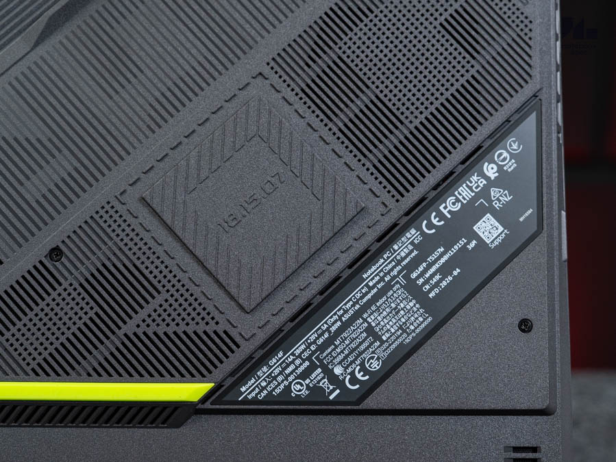 ROG Strix G16 G614FP 19