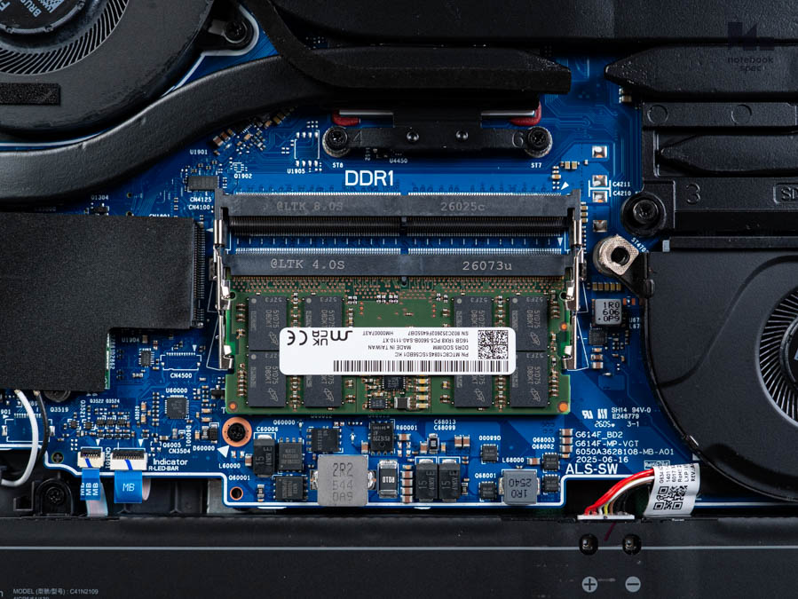 ROG Strix G16 G614FP 37